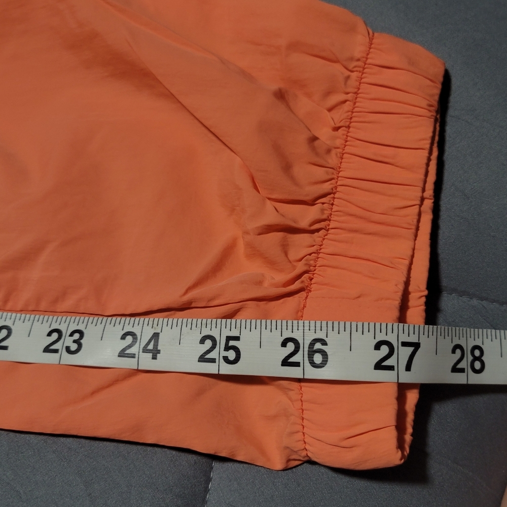 American Eagle Orange Nylon Cargo Pants Size Small - Picture 6 of 6